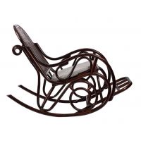 Кресло-качалка из ротанга Novo